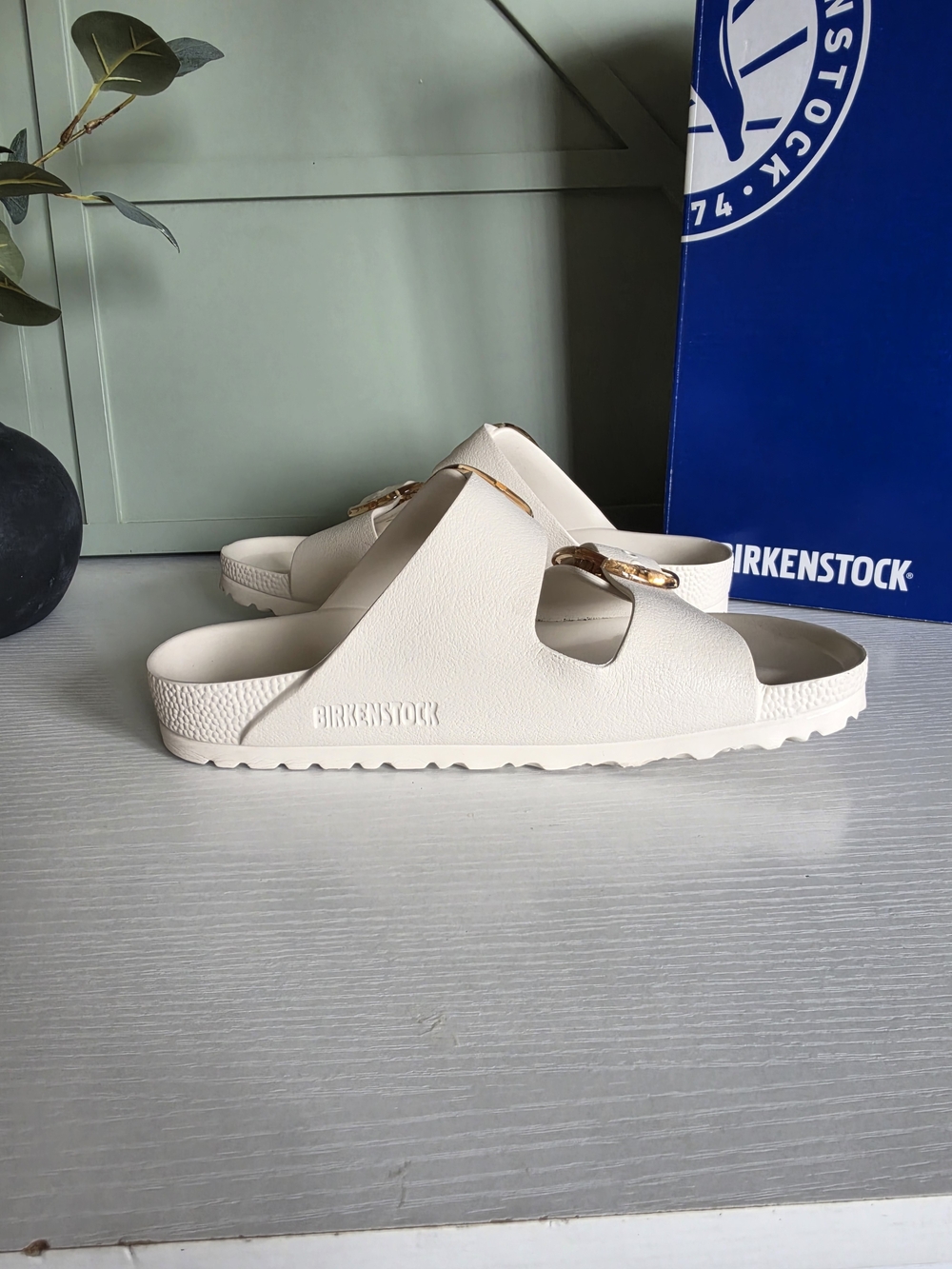 Birkenstock Unisex Arizona EVA Sandals - White with Buckles - Picture 8 of 15